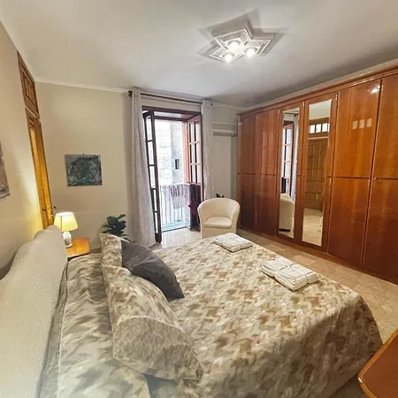 Casa Del Collegio Συρακούσες